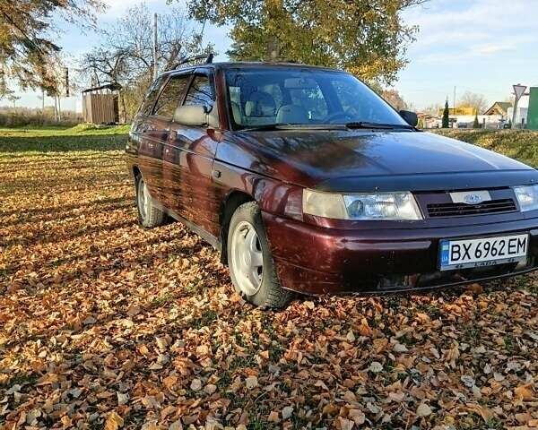 Красный ВАЗ 2111, объемом двигателя 1.6 л и пробегом 150 тыс. км за 1307 $, фото 1 на Automoto.ua