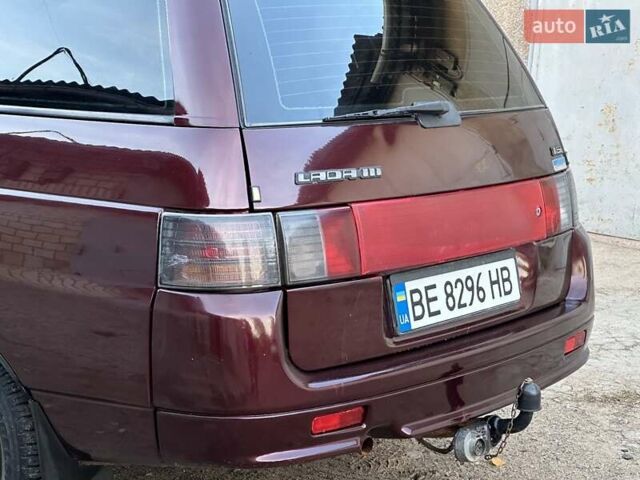 ВАЗ 2111 2008 в Николаеве на Automoto.ua Красный ВАЗ 2111, объемом двигателя 1.6 л и пробегом 133 тыс. км за 3250 $, фото 16 на Automoto.ua