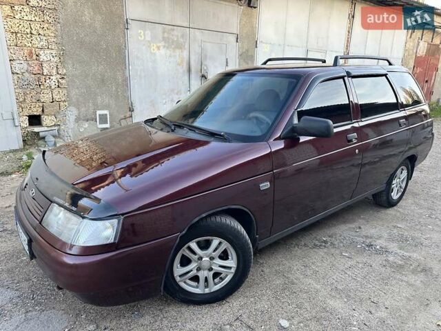 ВАЗ 2111 2008 в Николаеве на Automoto.ua Красный ВАЗ 2111, объемом двигателя 1.6 л и пробегом 133 тыс. км за 3250 $, фото 8 на Automoto.ua