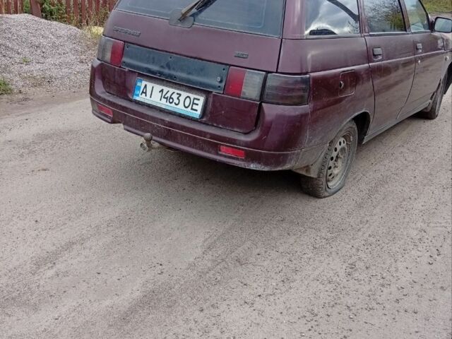 ВАЗ 2111 2008 у Фастове на Automoto.ua Червоний ВАЗ 2111, об'ємом двигуна 1.6 л та пробігом 100 тис. км за 625 $, фото 1 на Automoto.ua