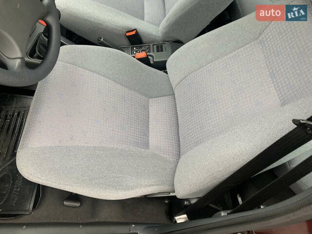 Красный ВАЗ 2111, объемом двигателя 1.6 л и пробегом 38 тыс. км за 4200 $, фото 12 на Automoto.ua