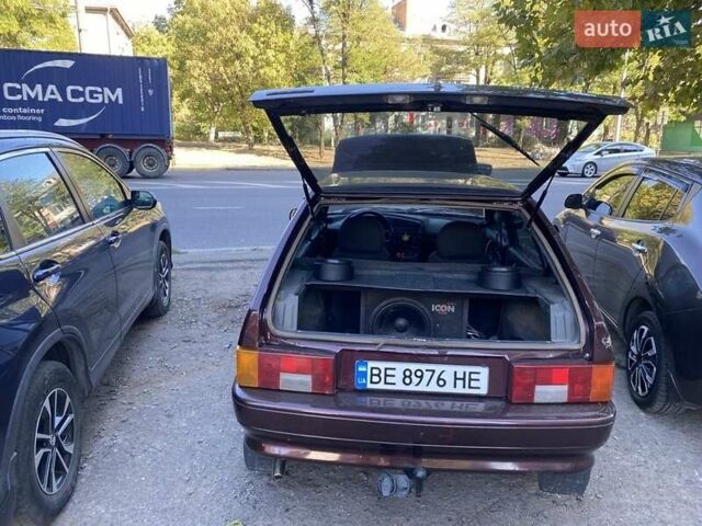 Красный ВАЗ 2111, объемом двигателя 1.6 л и пробегом 200 тыс. км за 2600 $, фото 5 на Automoto.ua