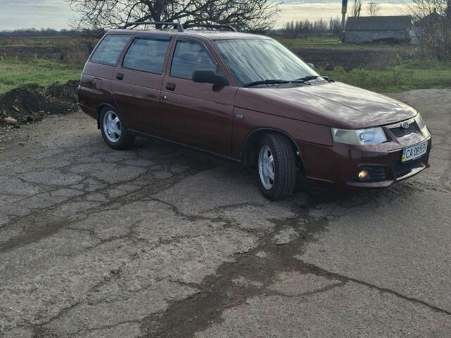 Красный ВАЗ 2111, объемом двигателя 1.6 л и пробегом 74 тыс. км за 3500 $, фото 1 на Automoto.ua