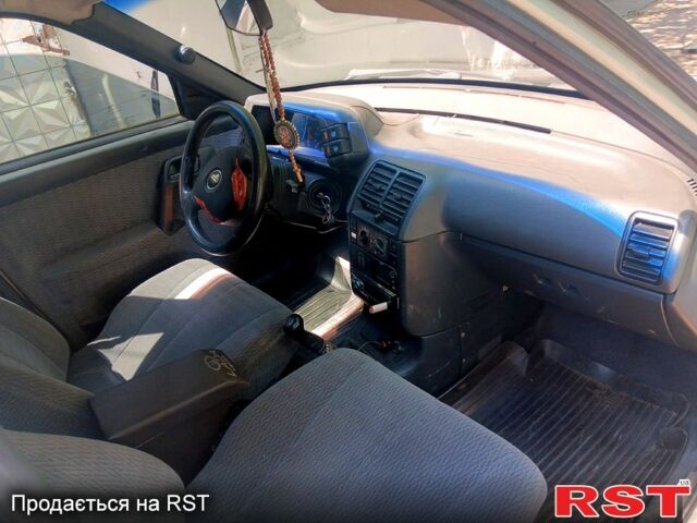 ВАЗ 2111, об'ємом двигуна 1.5 л та пробігом 196 тис. км за 1600 $, фото 9 на Automoto.ua