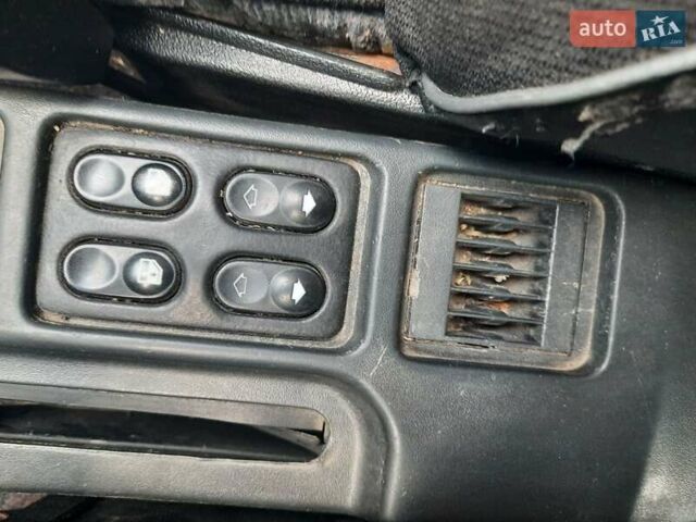 ВАЗ 2111, объемом двигателя 1.5 л и пробегом 260 тыс. км за 1600 $, фото 4 на Automoto.ua