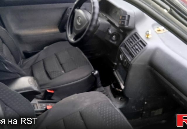 ВАЗ 2111, объемом двигателя 1.6 л и пробегом 354 тыс. км за 1500 $, фото 1 на Automoto.ua