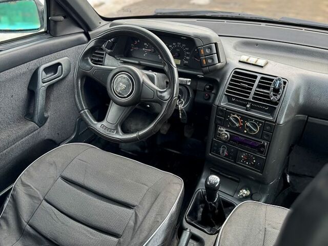 ВАЗ 2111, объемом двигателя 16 л и пробегом 300 тыс. км за 900 $, фото 12 на Automoto.ua