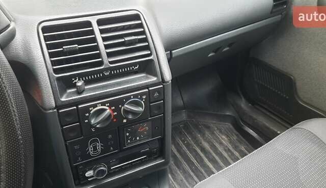 ВАЗ 2111, объемом двигателя 1.6 л и пробегом 190 тыс. км за 2600 $, фото 6 на Automoto.ua