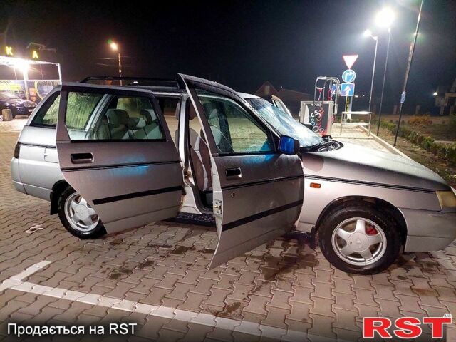 ВАЗ 2111, объемом двигателя 1.6 л и пробегом 235 тыс. км за 1350 $, фото 12 на Automoto.ua