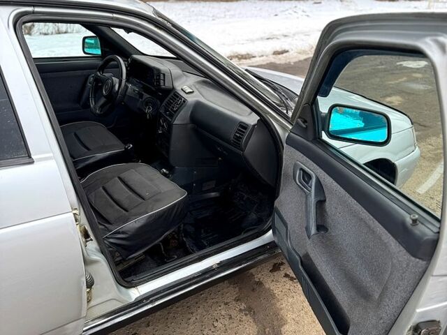 ВАЗ 2111, объемом двигателя 16 л и пробегом 300 тыс. км за 900 $, фото 11 на Automoto.ua
