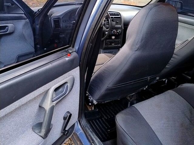 ВАЗ 2111, об'ємом двигуна 1.6 л та пробігом 240 тис. км за 1000 $, фото 4 на Automoto.ua