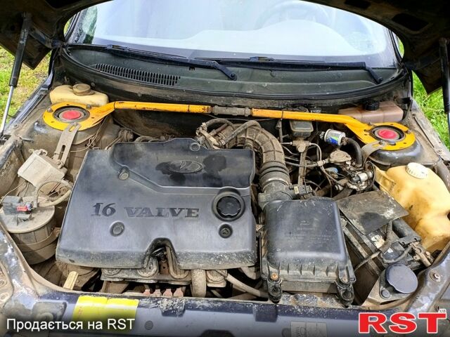 ВАЗ 2111, об'ємом двигуна 1.6 л та пробігом 258 тис. км за 800 $, фото 3 на Automoto.ua