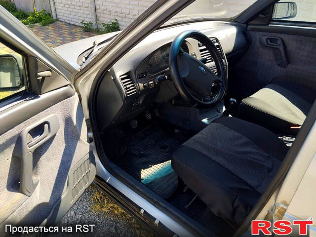 ВАЗ 2111, объемом двигателя 1.6 л и пробегом 248 тыс. км за 2100 $, фото 6 на Automoto.ua