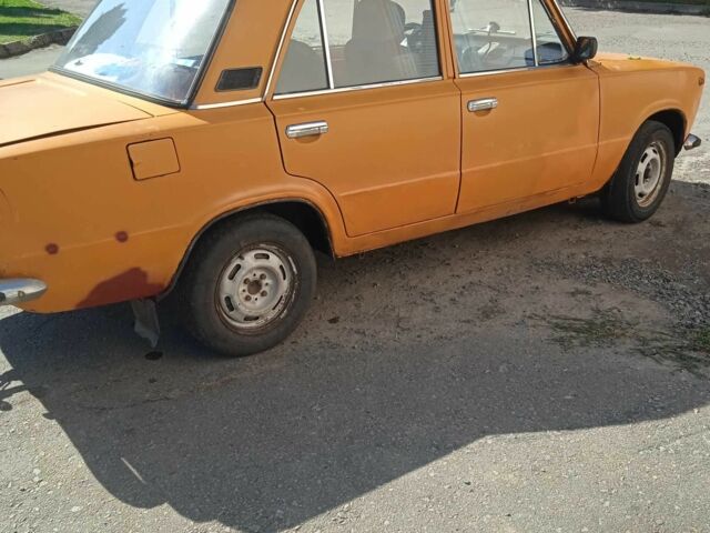 Желтый ВАЗ 2111, объемом двигателя 0 л и пробегом 1000 тыс. км за 300 $, фото 1 на Automoto.ua