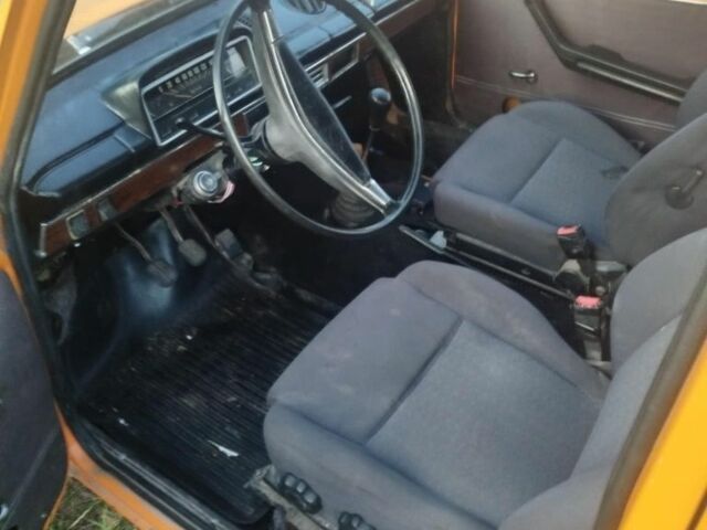 Желтый ВАЗ 2111, объемом двигателя 3 л и пробегом 357 тыс. км за 400 $, фото 6 на Automoto.ua