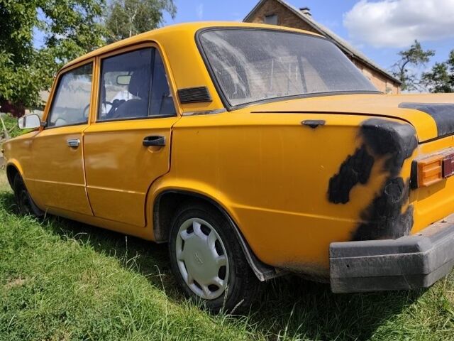 Желтый ВАЗ 2111, объемом двигателя 3 л и пробегом 357 тыс. км за 400 $, фото 5 на Automoto.ua