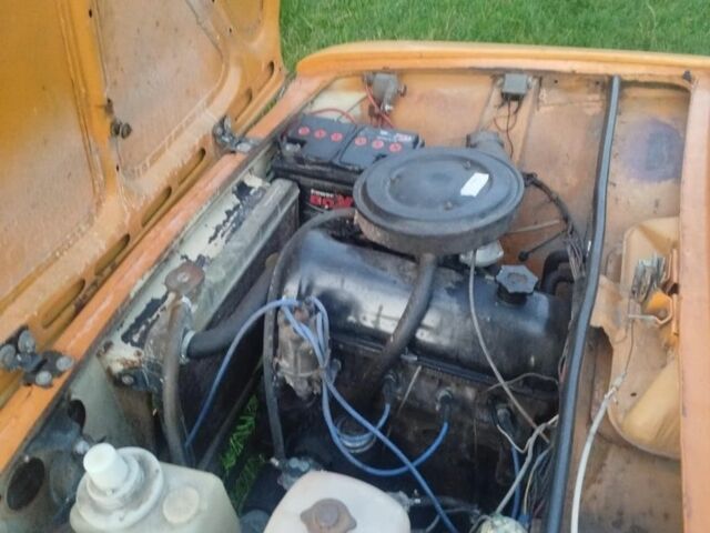 Желтый ВАЗ 2111, объемом двигателя 3 л и пробегом 357 тыс. км за 400 $, фото 7 на Automoto.ua