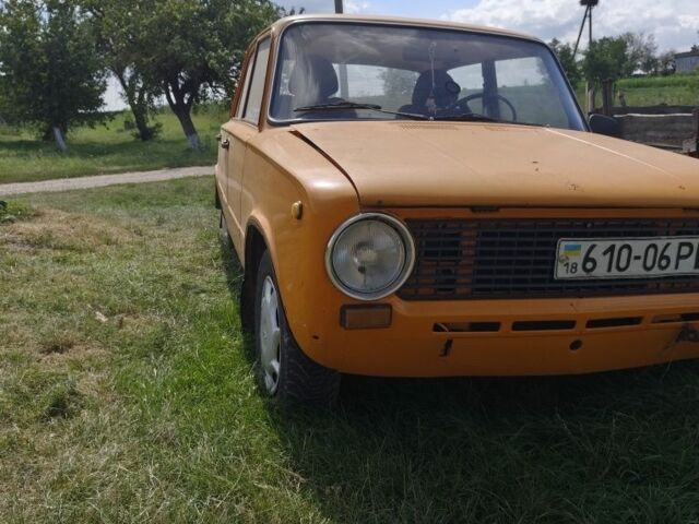 Желтый ВАЗ 2111, объемом двигателя 3 л и пробегом 357 тыс. км за 400 $, фото 3 на Automoto.ua