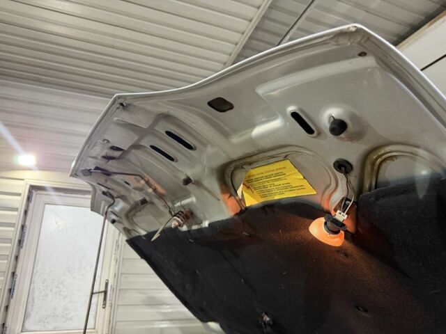 Сірий ВАЗ 2111, об'ємом двигуна 1.5 л та пробігом 197 тис. км за 2400 $, фото 7 на Automoto.ua