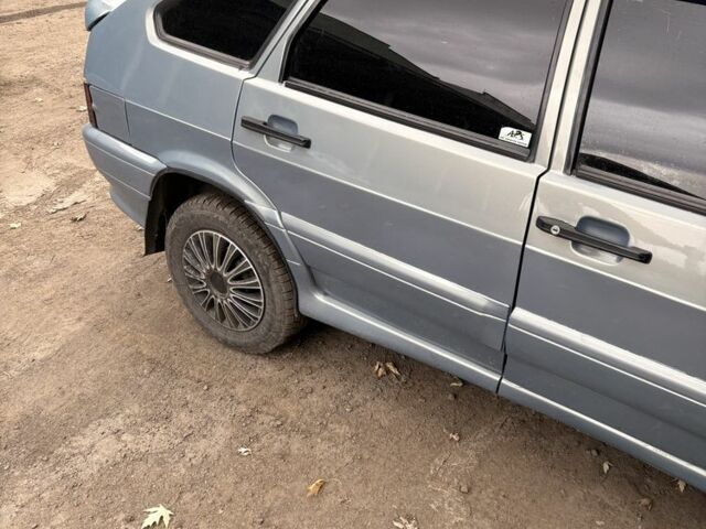 Серый ВАЗ 2111, объемом двигателя 1.5 л и пробегом 245 тыс. км за 1500 $, фото 2 на Automoto.ua