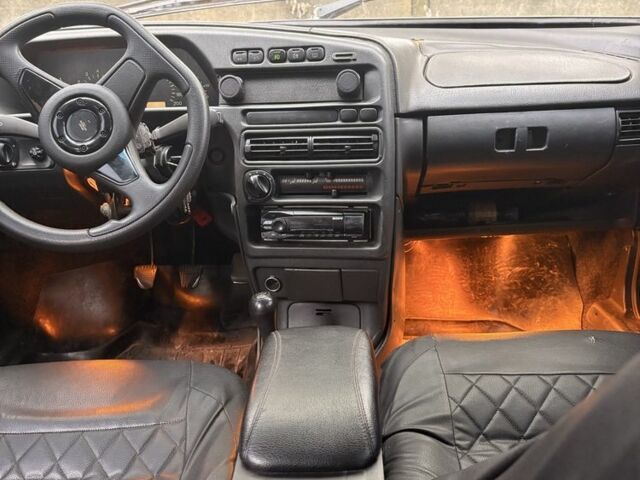 Серый ВАЗ 2111, объемом двигателя 1.5 л и пробегом 245 тыс. км за 1500 $, фото 4 на Automoto.ua