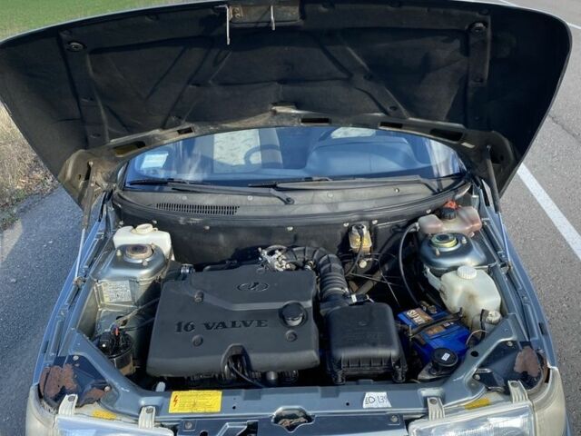 Сірий ВАЗ 2111, об'ємом двигуна 1.6 л та пробігом 149 тис. км за 2150 $, фото 6 на Automoto.ua