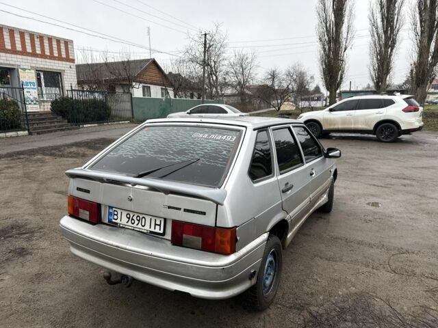 Серый ВАЗ 2111, объемом двигателя 1.5 л и пробегом 200 тыс. км за 1100 $, фото 3 на Automoto.ua