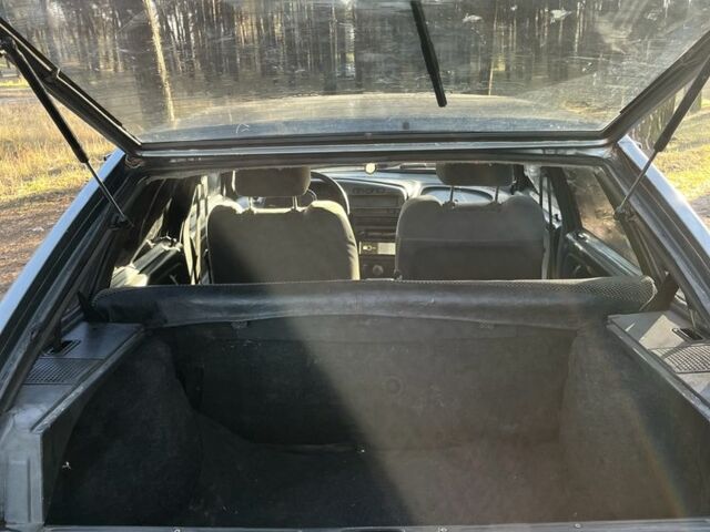 Серый ВАЗ 2111, объемом двигателя 1.5 л и пробегом 300 тыс. км за 1700 $, фото 3 на Automoto.ua