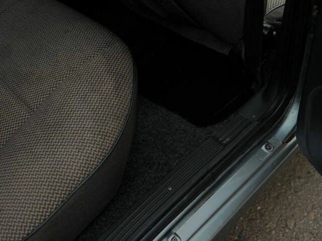 ВАЗ 2111 2006 в Черновцах на Automoto.ua Серый ВАЗ 2111, объемом двигателя 1.5 л и пробегом 105 тыс. км за 2500 $, фото 5 на Automoto.ua