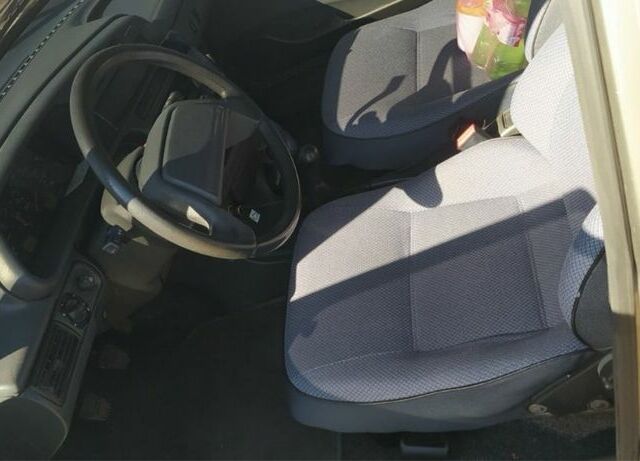 Серый ВАЗ 2111, объемом двигателя 1.6 л и пробегом 152 тыс. км за 3100 $, фото 5 на Automoto.ua