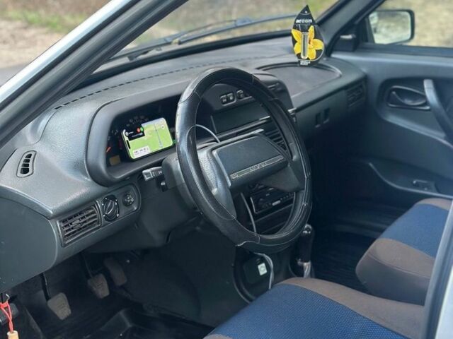 Сірий ВАЗ 2111, об'ємом двигуна 1.6 л та пробігом 187 тис. км за 2150 $, фото 7 на Automoto.ua