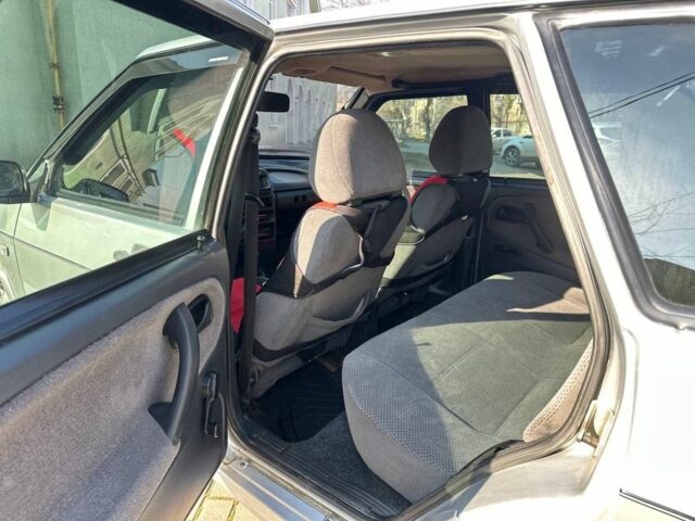 Сірий ВАЗ 2111, об'ємом двигуна 1.6 л та пробігом 170 тис. км за 2500 $, фото 11 на Automoto.ua