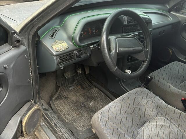 Серый ВАЗ 2111, объемом двигателя 1.6 л и пробегом 200 тыс. км за 1200 $, фото 1 на Automoto.ua