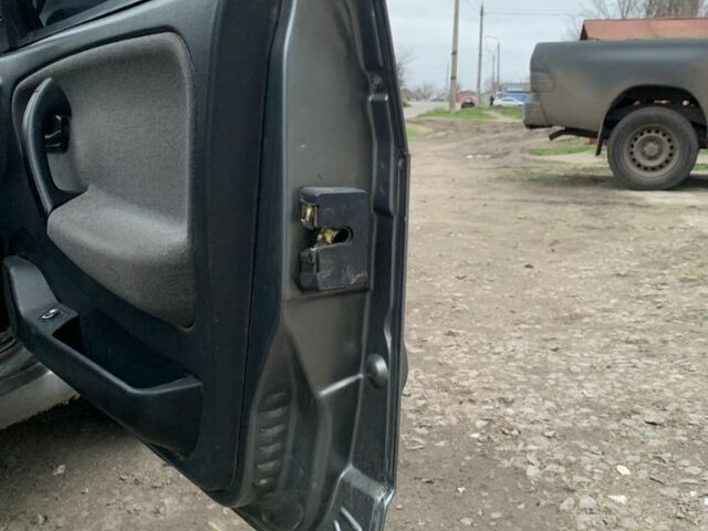 Серый ВАЗ 2111, объемом двигателя 1.6 л и пробегом 119 тыс. км за 1732 $, фото 15 на Automoto.ua