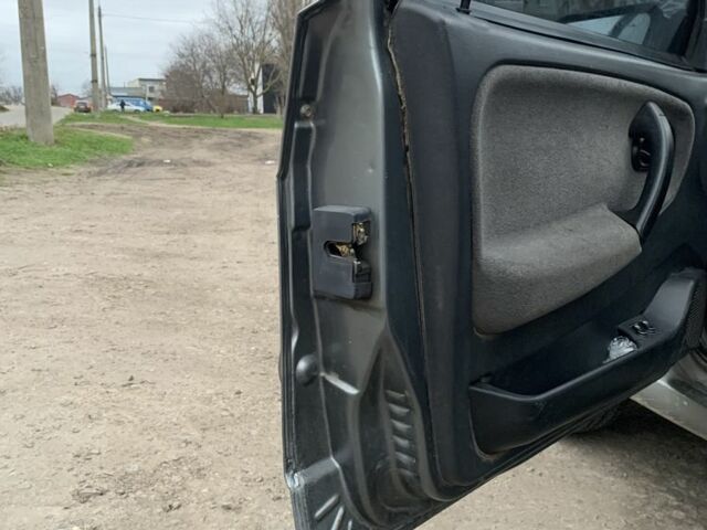 Серый ВАЗ 2111, объемом двигателя 1.6 л и пробегом 119 тыс. км за 1732 $, фото 20 на Automoto.ua