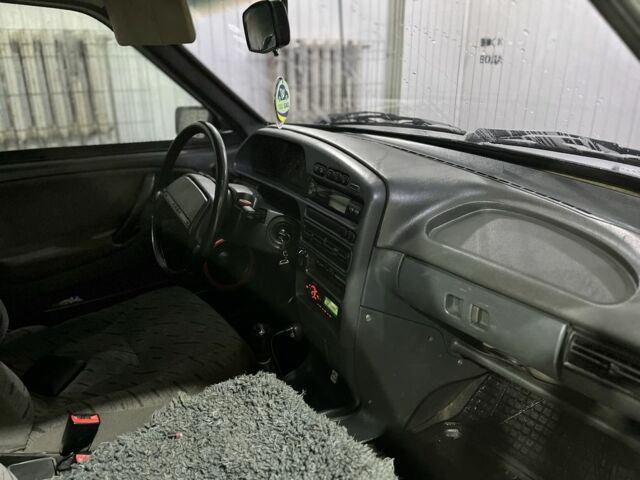 Сірий ВАЗ 2111, об'ємом двигуна 1.6 л та пробігом 230 тис. км за 1950 $, фото 6 на Automoto.ua