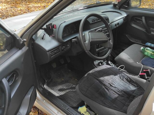 ВАЗ 2111 2011 у Черкасах на Automoto.ua Сірий ВАЗ 2111, об'ємом двигуна 1.6 л та пробігом 82 тис. км за 3600 $, фото 1 на Automoto.ua