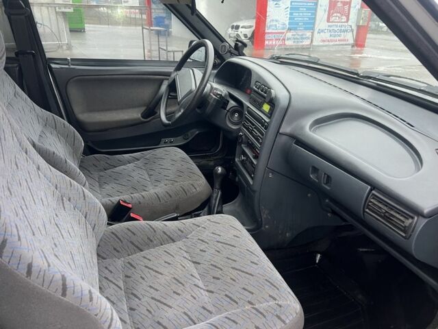 Серый ВАЗ 2111, объемом двигателя 1.6 л и пробегом 130 тыс. км за 1899 $, фото 6 на Automoto.ua