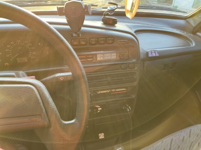 Серый ВАЗ 2111, объемом двигателя 1.6 л и пробегом 100 тыс. км за 2600 $, фото 2 на Automoto.ua