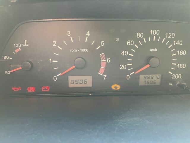 Серый ВАЗ 2111, объемом двигателя 1.6 л и пробегом 100 тыс. км за 2600 $, фото 1 на Automoto.ua