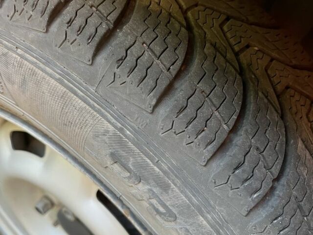 Серый ВАЗ 2111, объемом двигателя 1.6 л и пробегом 100 тыс. км за 2600 $, фото 4 на Automoto.ua