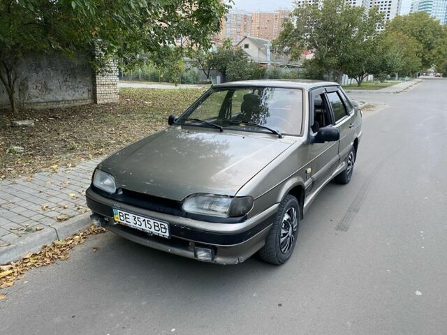 Серый ВАЗ 2111, объемом двигателя 1.5 л и пробегом 248 тыс. км за 900 $, фото 3 на Automoto.ua