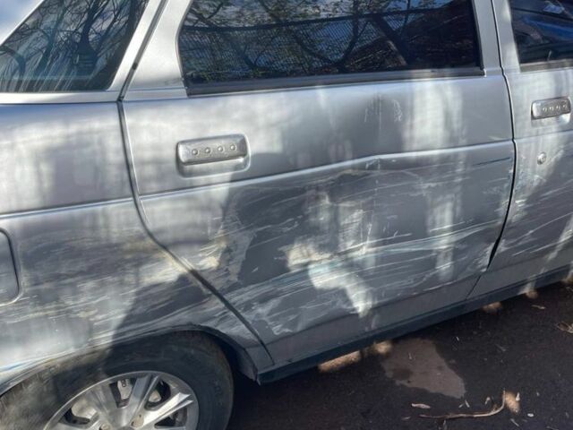 Серый ВАЗ 2111, объемом двигателя 1.5 л и пробегом 150 тыс. км за 713 $, фото 7 на Automoto.ua