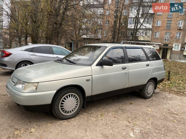Серый ВАЗ 2111, объемом двигателя 1.5 л и пробегом 263 тыс. км за 1400 $, фото 1 на Automoto.ua