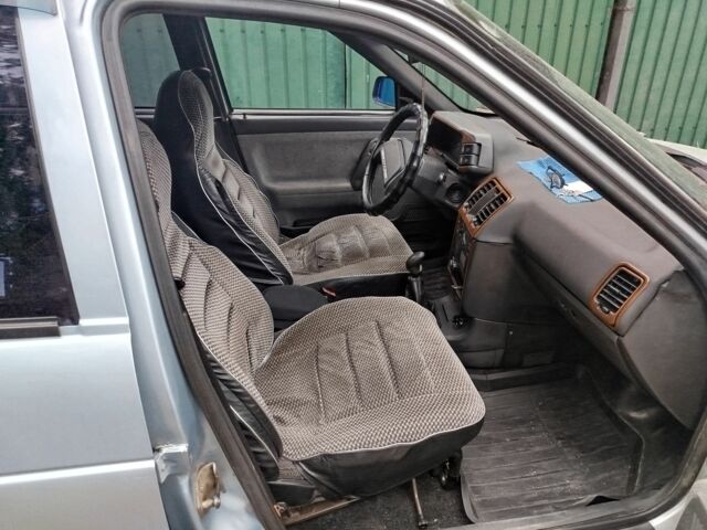 Серый ВАЗ 2111, объемом двигателя 0 л и пробегом 174 тыс. км за 2200 $, фото 4 на Automoto.ua