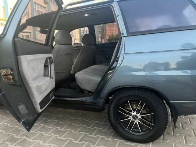 Серый ВАЗ 2111, объемом двигателя 1.5 л и пробегом 214 тыс. км за 2550 $, фото 3 на Automoto.ua