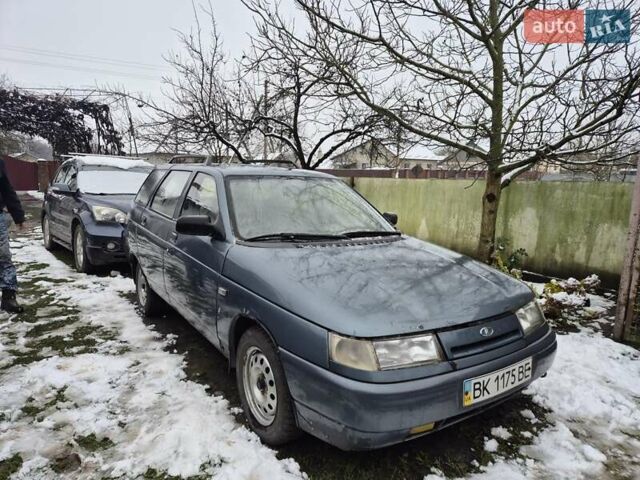 Серый ВАЗ 2111, объемом двигателя 1.6 л и пробегом 220 тыс. км за 1350 $, фото 3 на Automoto.ua