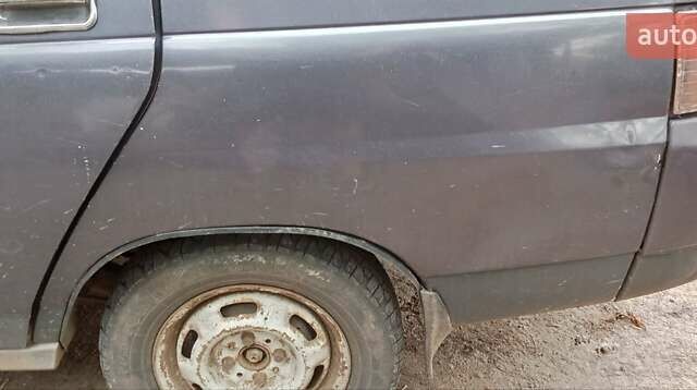 Серый ВАЗ 2111, объемом двигателя 1.5 л и пробегом 400 тыс. км за 1250 $, фото 8 на Automoto.ua