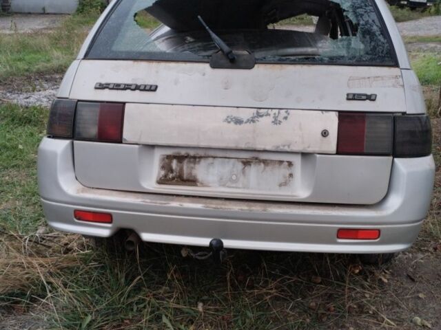 Серый ВАЗ 2111, объемом двигателя 1.5 л и пробегом 200 тыс. км за 500 $, фото 2 на Automoto.ua