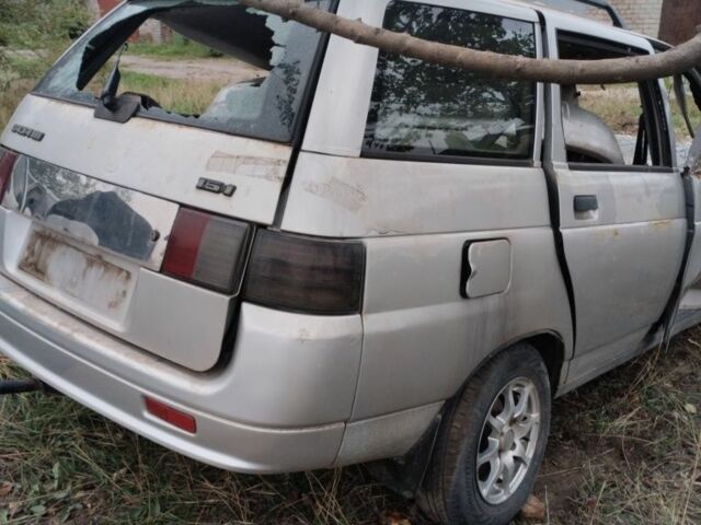 Серый ВАЗ 2111, объемом двигателя 1.5 л и пробегом 200 тыс. км за 500 $, фото 1 на Automoto.ua